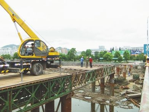 钢便桥吊装施工步骤及如何达到桥梁施工要求！